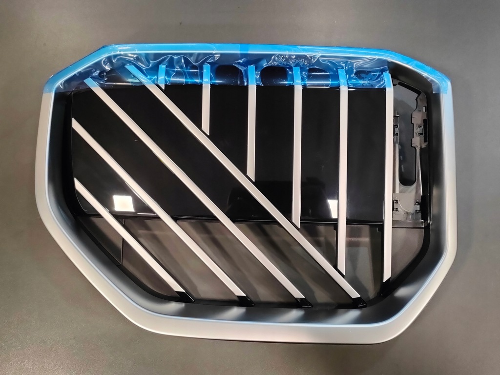 фото №1, Решётка радиатора решётка радиатора правая bmw x3 g45 5a37656 оригинал nowa