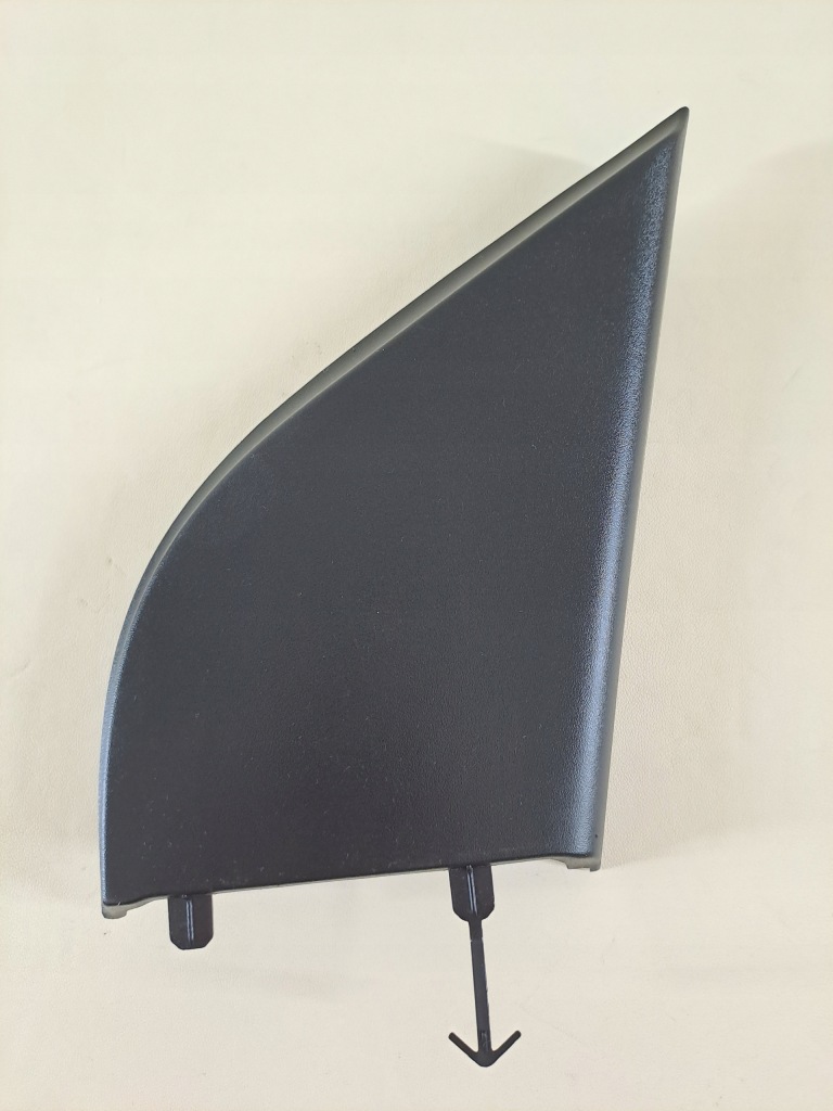 фото №1, Защита заглушка треугольник зеркало дверь правая dacia logan iii sandero 21r