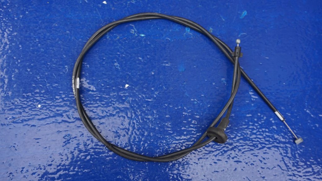 фото №1, Volvo s60 v60 cc - трос капот
