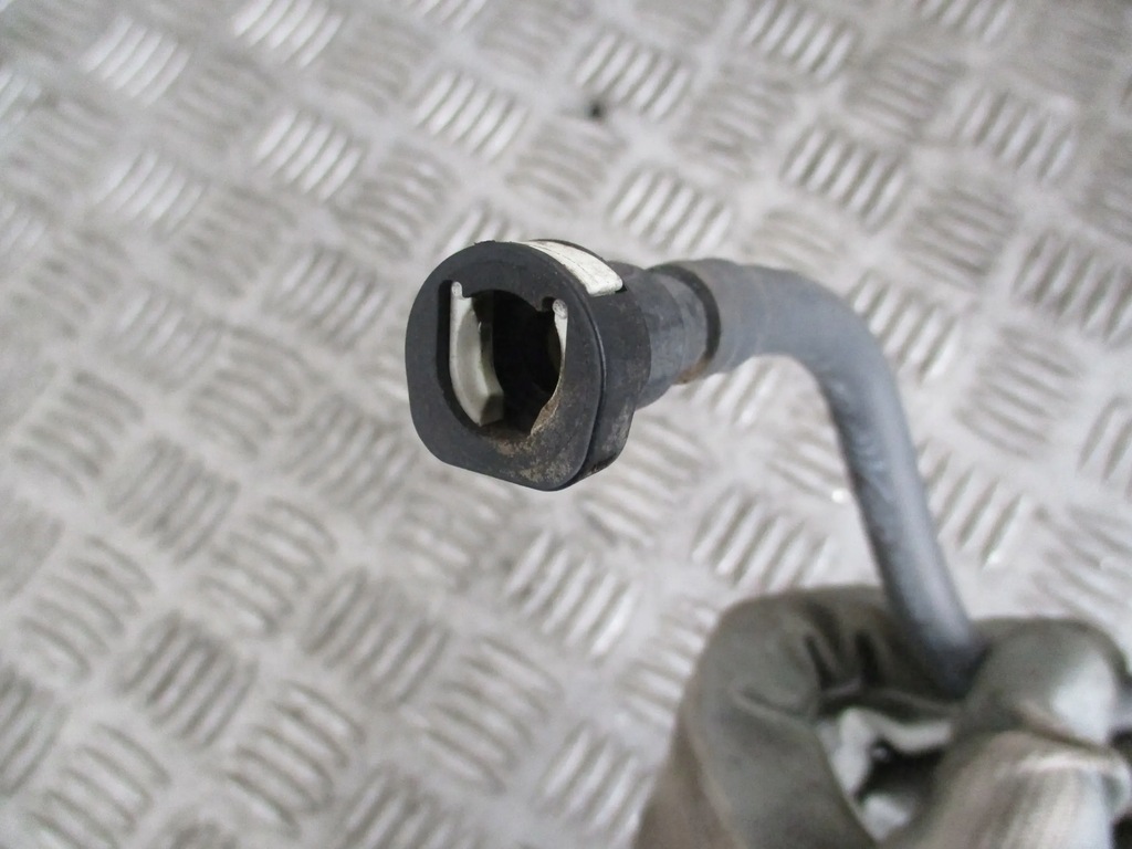 фото №3, Трубка топлива volvo s40 1.8 b 04-06 r.