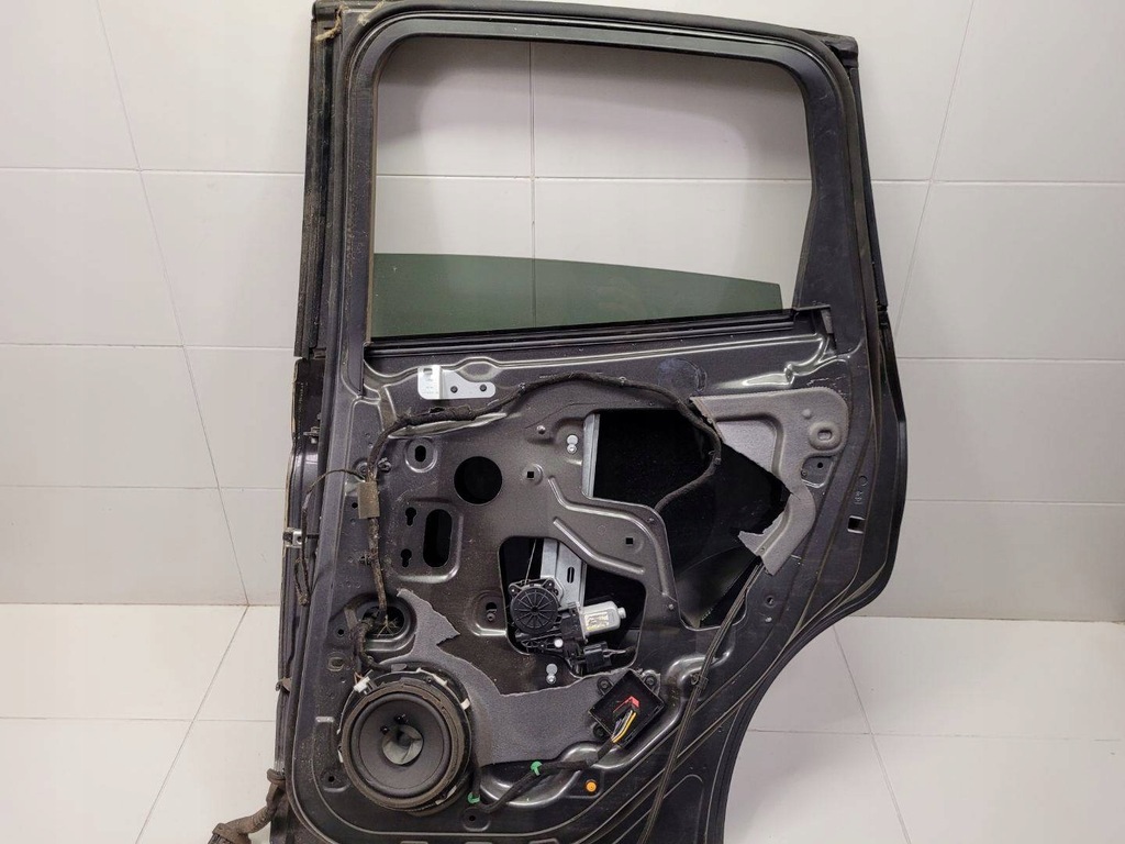 фото №10, Дверь задняя правая сторона ford c-max 2 2015