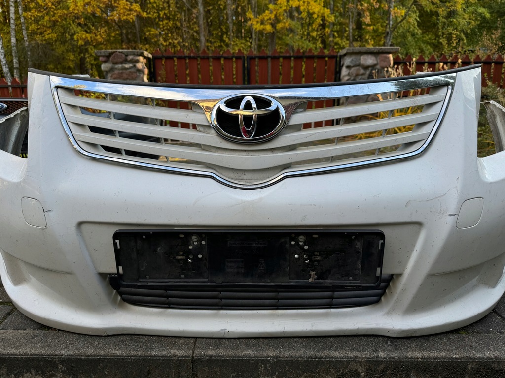 фото №5, Toyota avensis t27 09-12 бампер передній оригінал омивачі