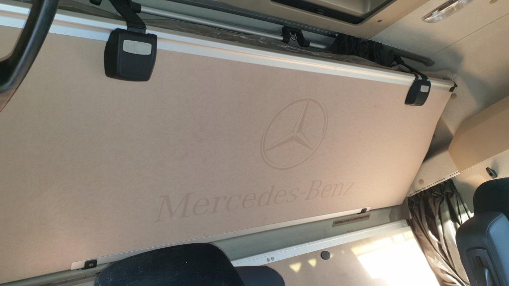 фото №1, Actros mp4 ліжко верхній лежак верхній широка кабіна