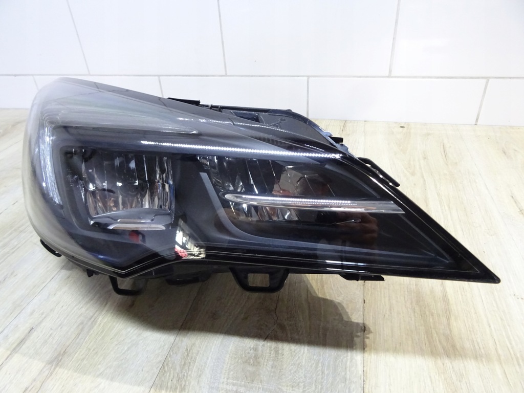 фото №16, Лампа правая opel astra k v lift full led 21-