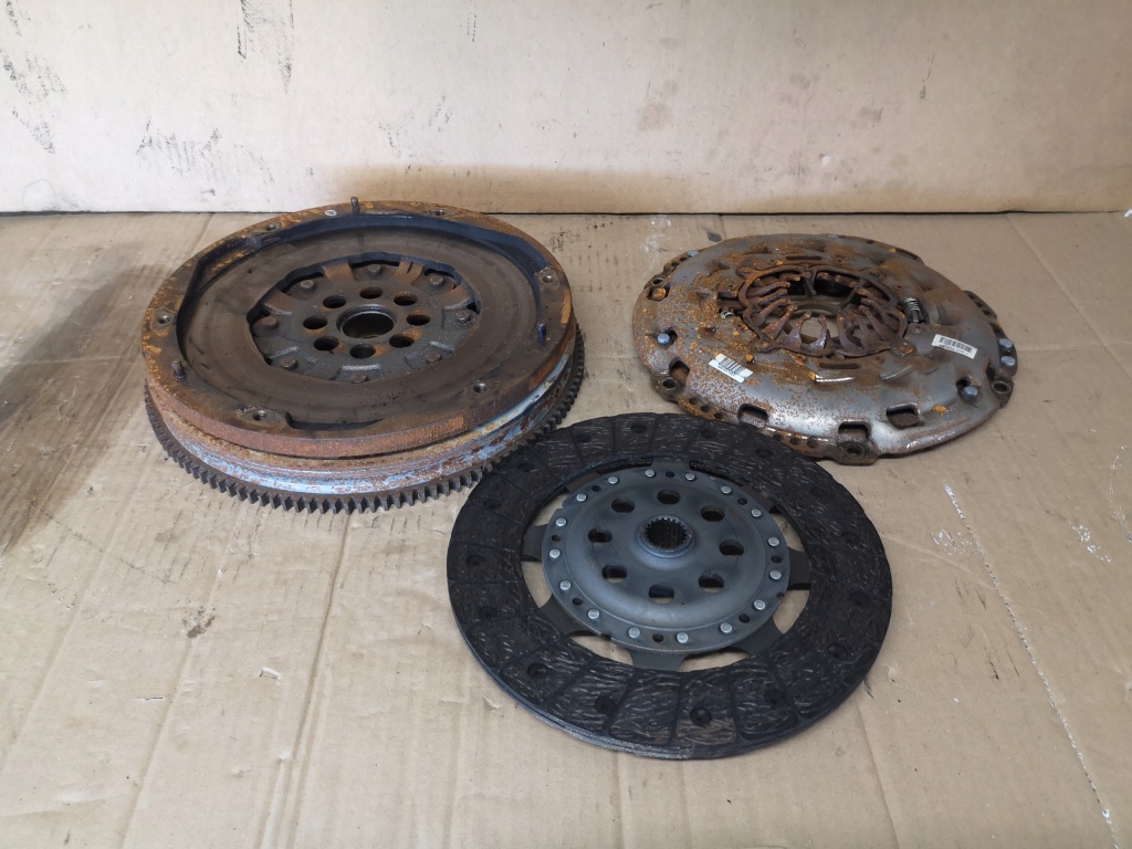 фото №3, Nissan x-trail t32 2.0 d сцепление