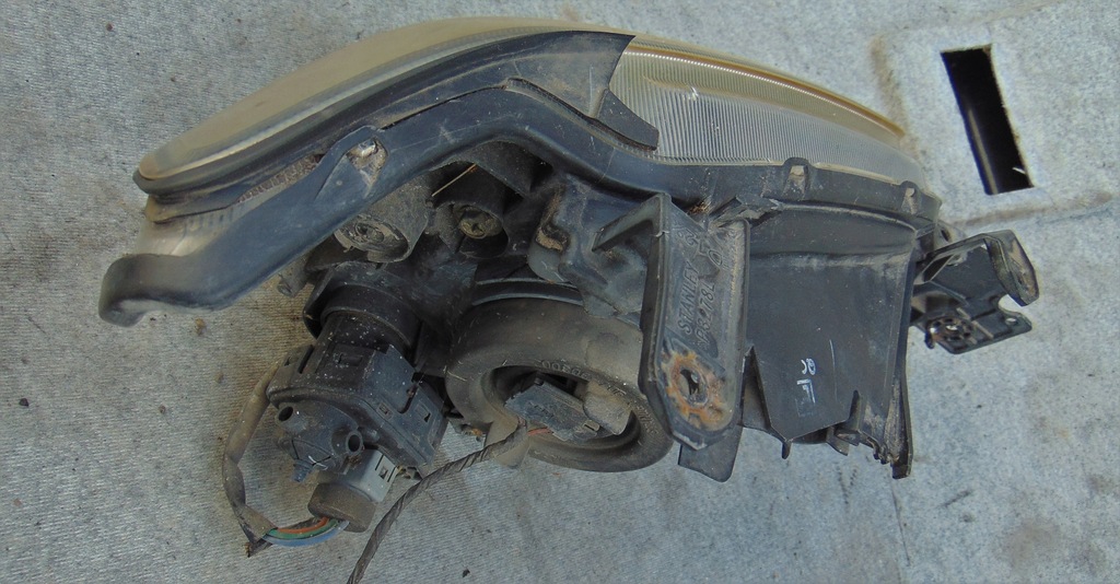 фото №13, Лампа левая левый перед передняя mitsubishi outlander 1 i 03- eu