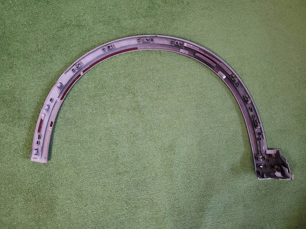 фото №5, Audi 4ke etron молдинг крила права передня накладка крила 4ke853026e