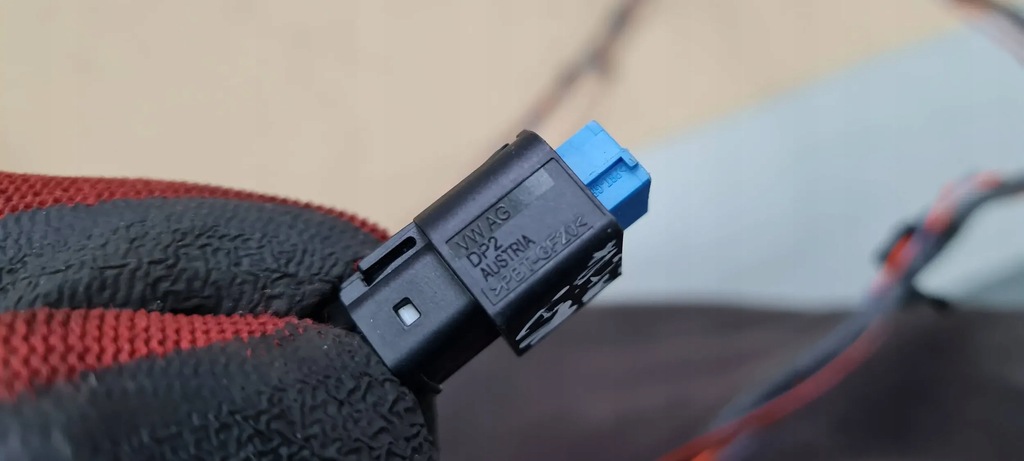 фото №13, S3 8y a3 штекер камеры крышки багажника задняя 5wa973708 vw audi