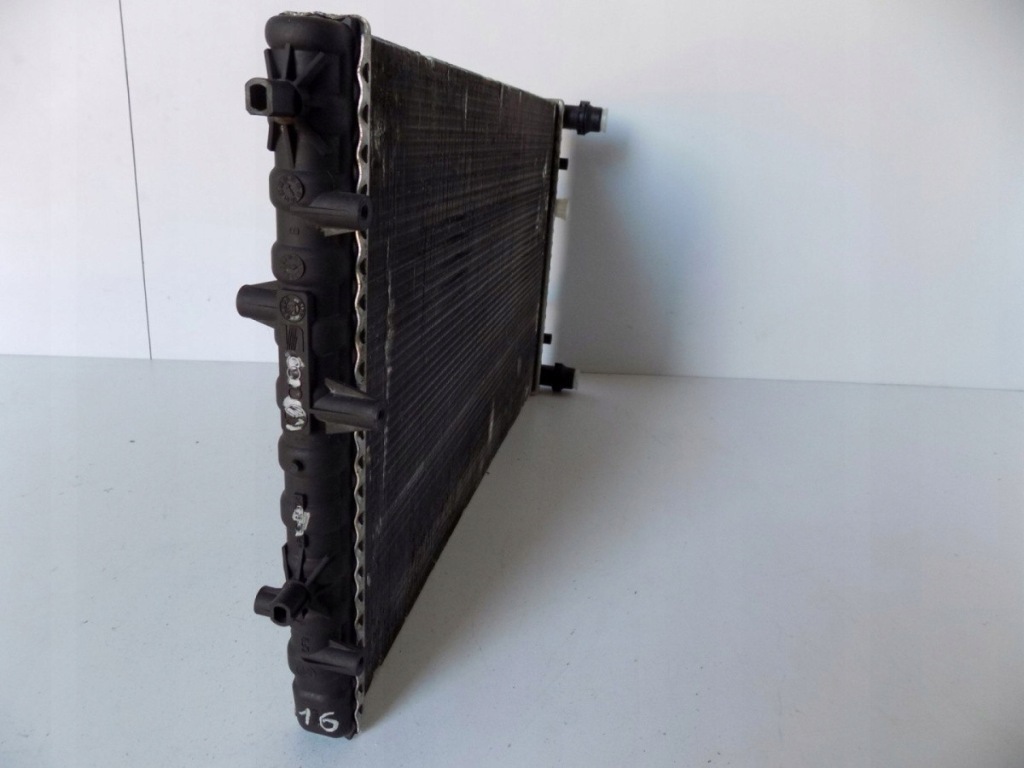 Vw polo 6q0 радиатор воды - 6094 Цена