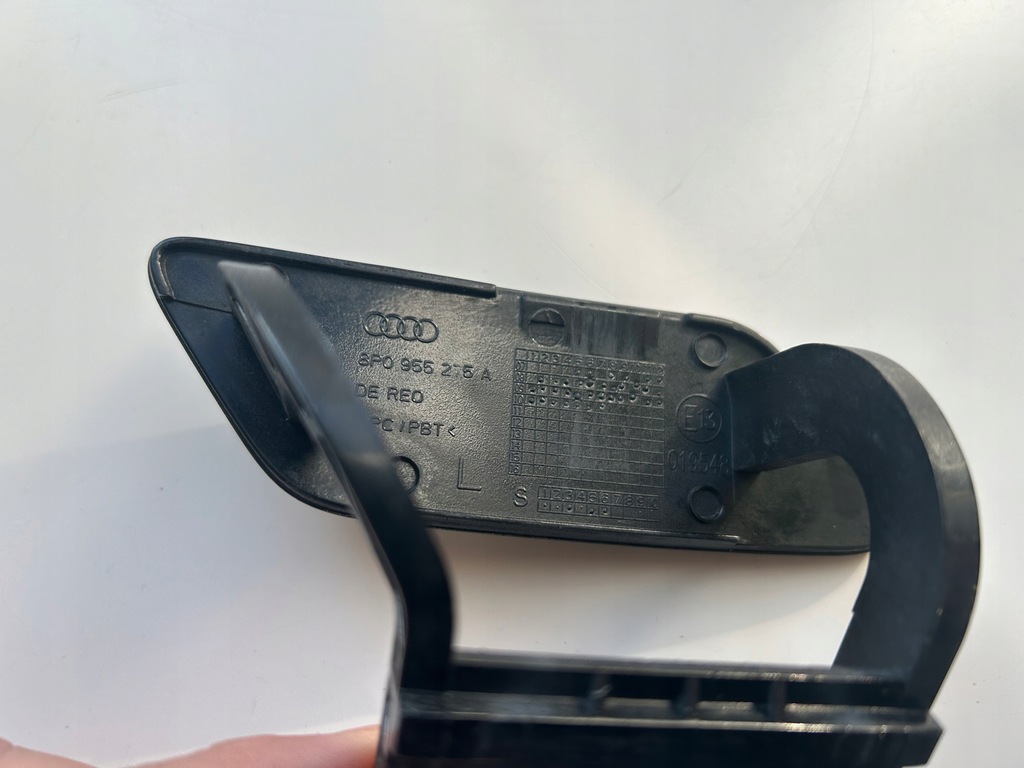 фото №11, Audi a3 s3 8p s-line rs3 lift 08-13 заглушка розпилювача ліва 8p0 оригінал