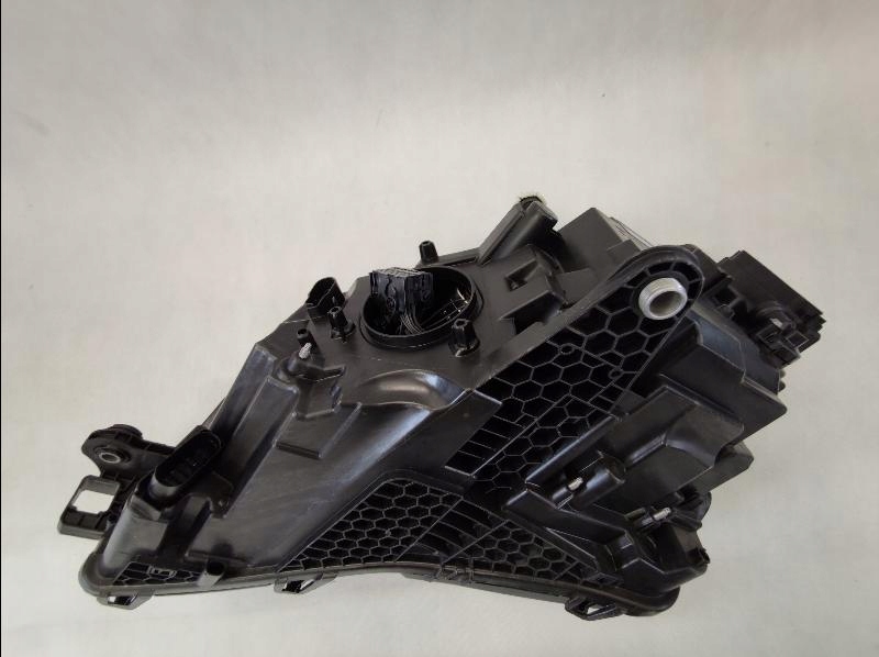 Фара передня перед skoda superb 3 рестайлінг  crystal Ціна