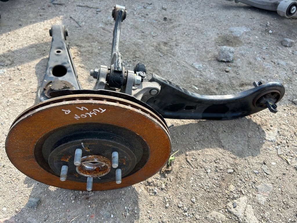 фото №1, Hyundai tucson 4 iv поворотный кулак задняя правая задняя