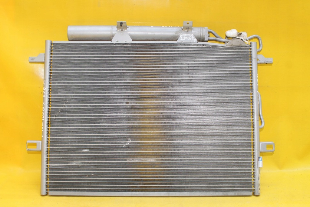 фото №1, Радиатор кондиционера 3.0 cdi cls w219