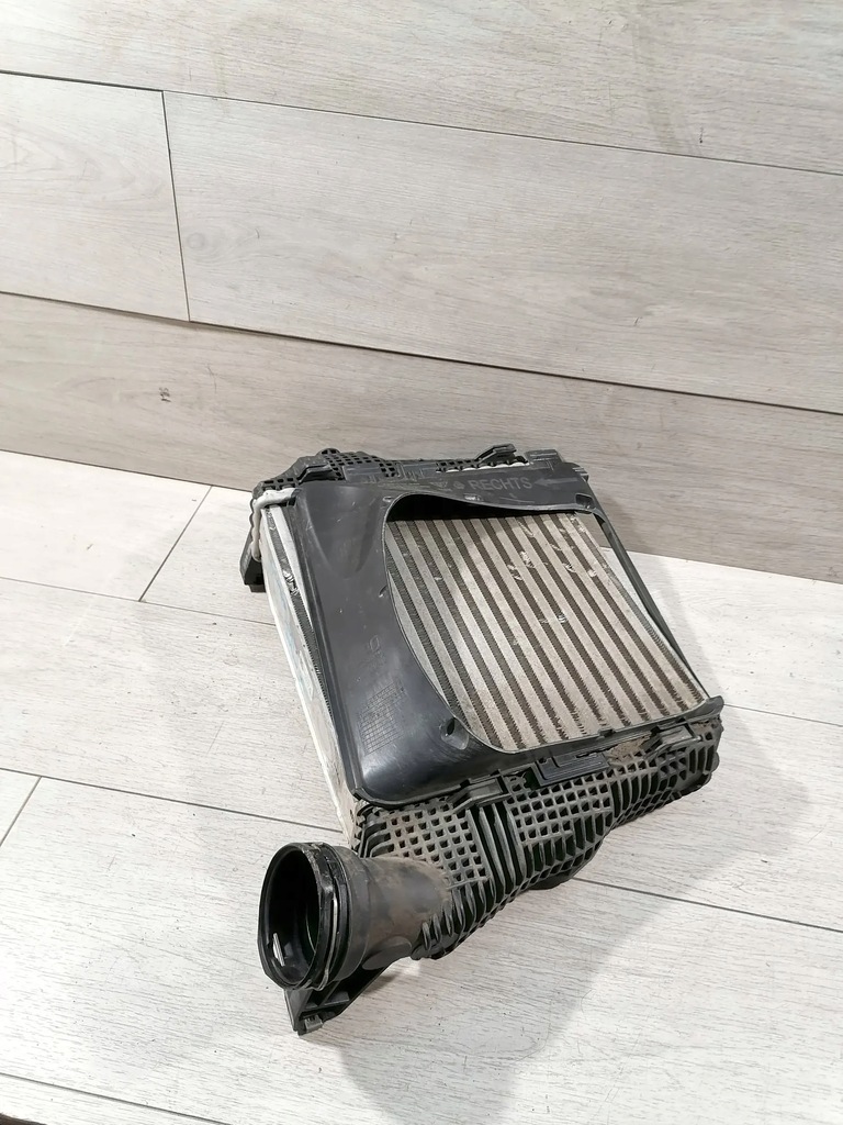 фото №9, Macan интеркулер правый 95b145804b