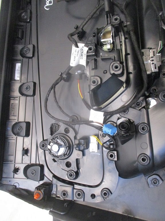 фото №9, Обивка дверь левый задняя mercedes w177