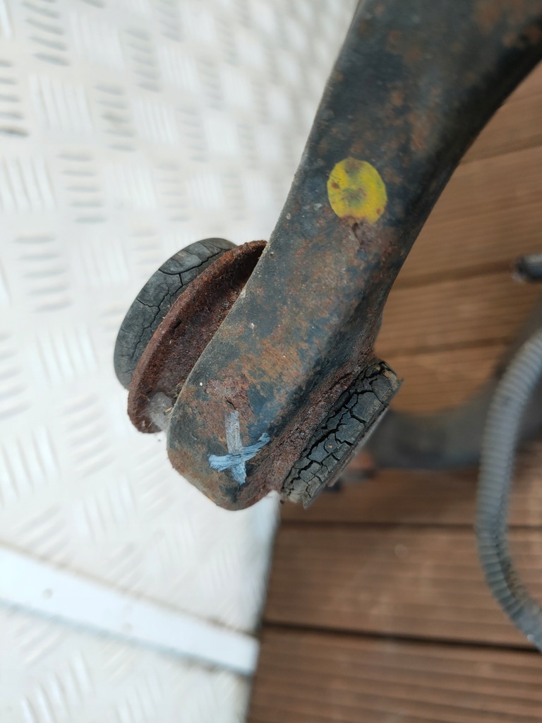 фото №6, Dodge nitro 07-12 4.0 v6 поворотный кулак ступица рычаги правый перед комплект оригинальный номер