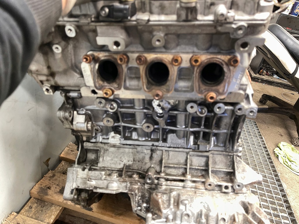 фото №10, Двигатель audi a6 c7 a7 2.8 fsi chv chva 150kw 204km голый блок двигателя