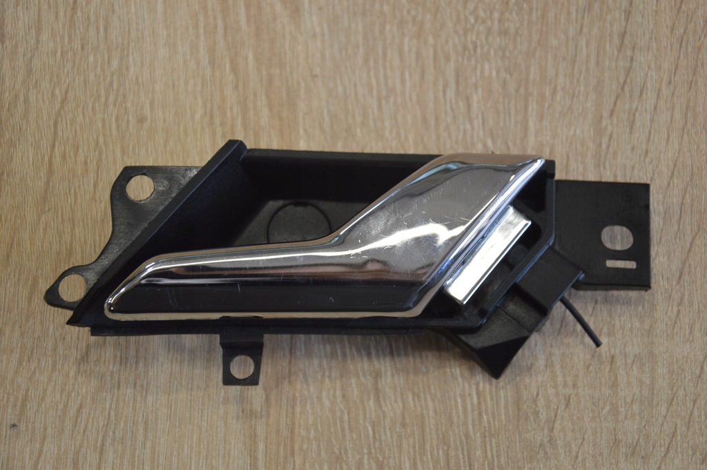 фото №1, Ручка внутренняя правый перед opel antara