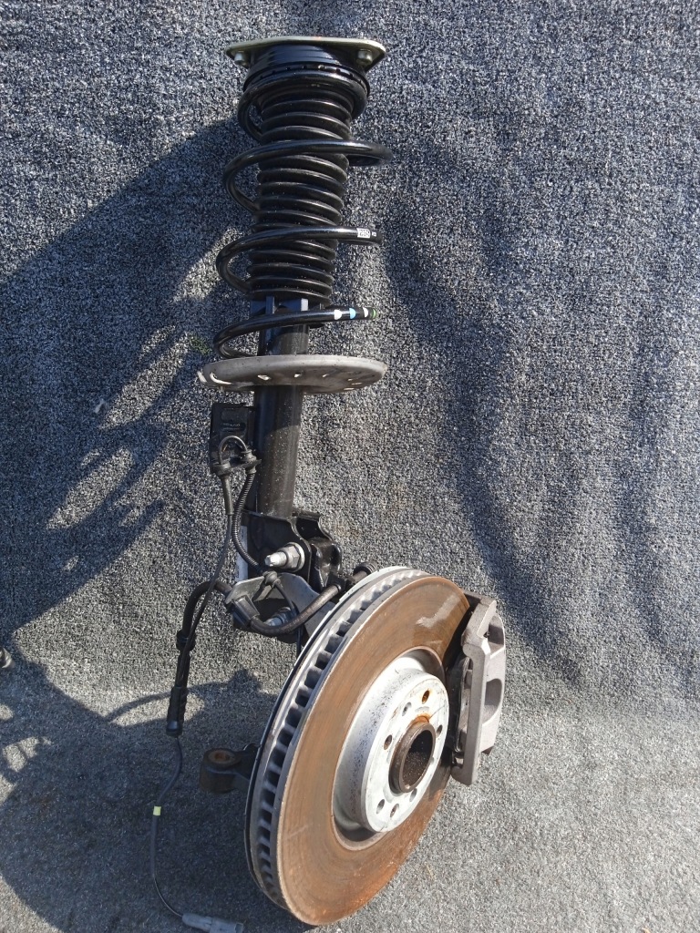 фото №1, Амортизационная стойка поворотный кулак правый/левый peugeot 308 ii 1.2