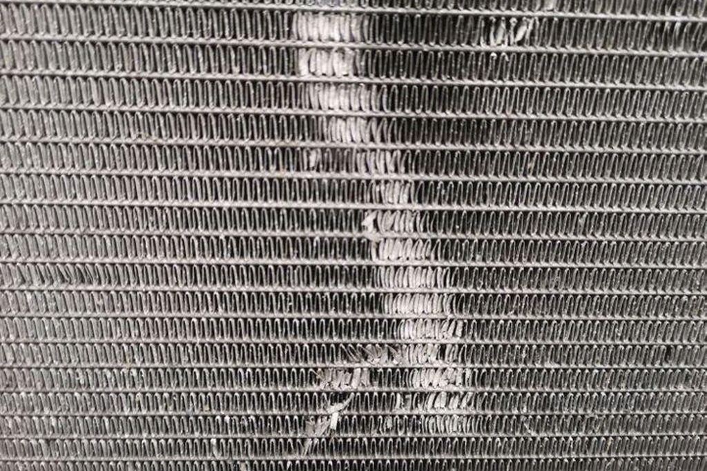 фото №7, Радіатор кондиціонера bmw 1 cabrio e88 6968743 2.0l дизель 105kw 2008