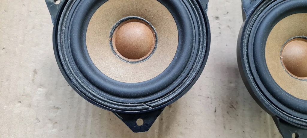 фото №6, S3 8v sedan a3 динамік полиця задня bang olufsen 8v0035416