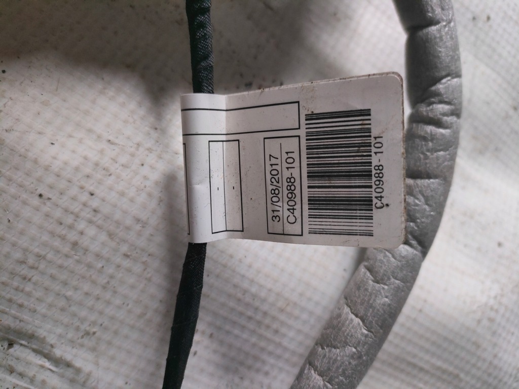 фото №5, Bmw x1 f48 замок доводчик крышки 2712440