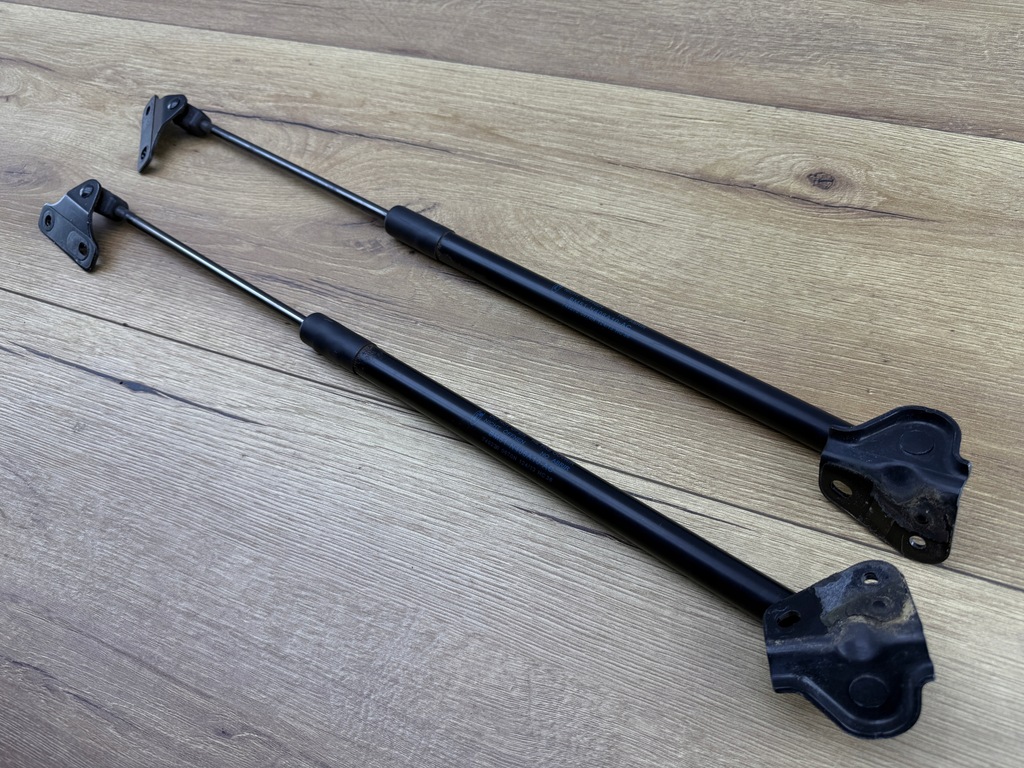 фото №7, Привод амортизаторы амортизатор крышки багажника ford focus mk3 kombi - комплект