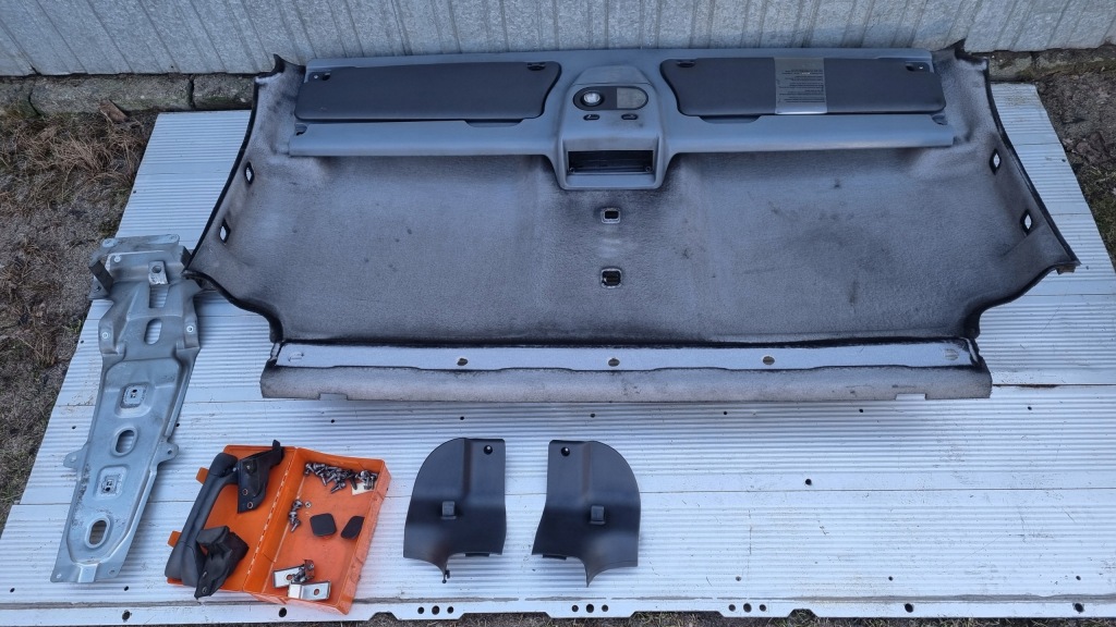 Купить Iveco daily iv 06-12 потолок полка комплект