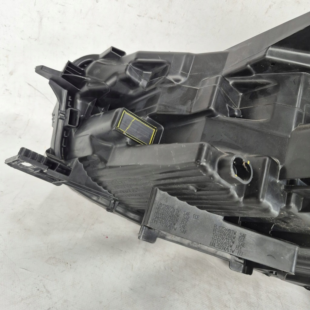 фото №9, Ford mustang mach-e 21- лампа права перед передня full led lj8b-13e014-be