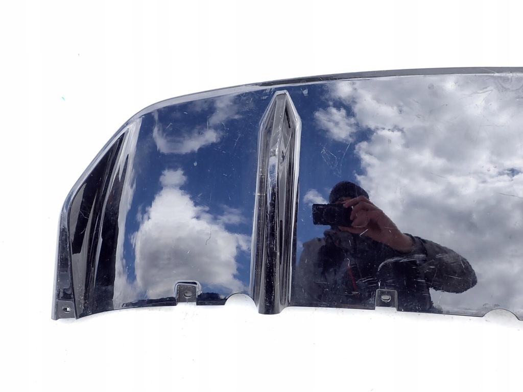 фото №11, Jaguar i-pace 18- dół спойлер бампера задня