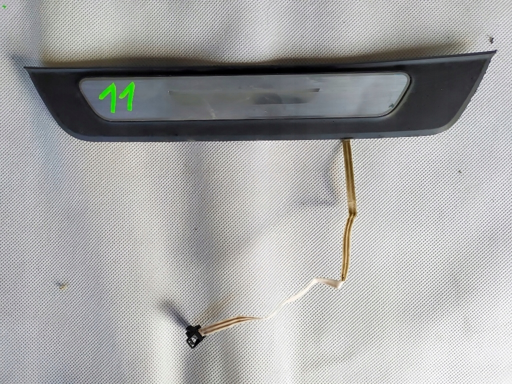 фото №7, Накладки пороговые audi tt 8s s line 8s0853491c