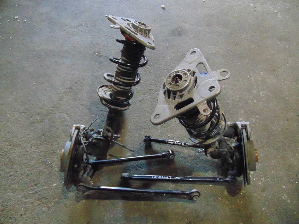 фото №1, Поворотный кулак задняя задняя правая jeep compass ii 1.4