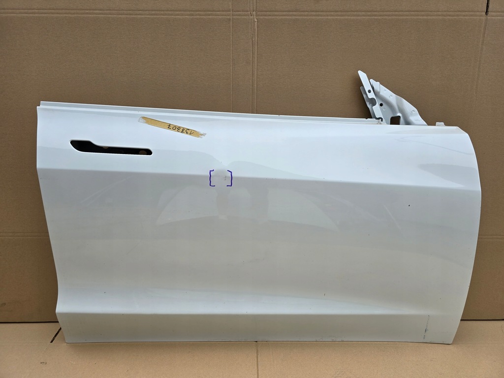 фото №1, Tesla 3 двері праве передні