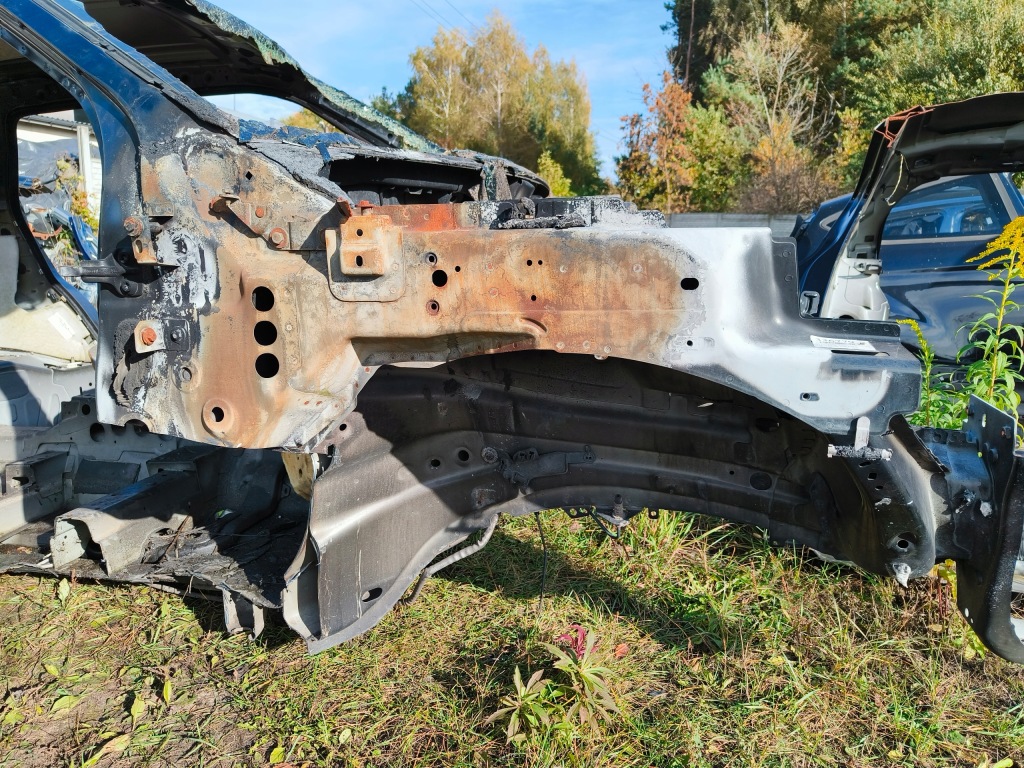 Land rover range rover evoque 5d четверть лонжерон правый  перед Цена