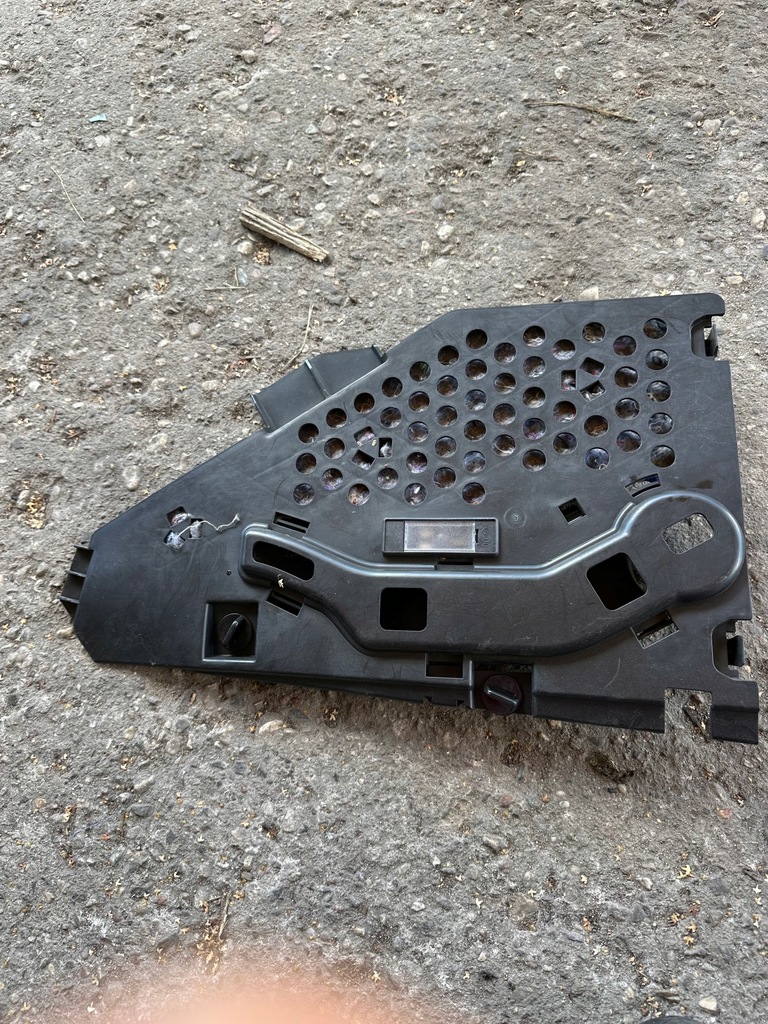 фото №1, Citroen c5 iii защита консоли правая dół 9682432580