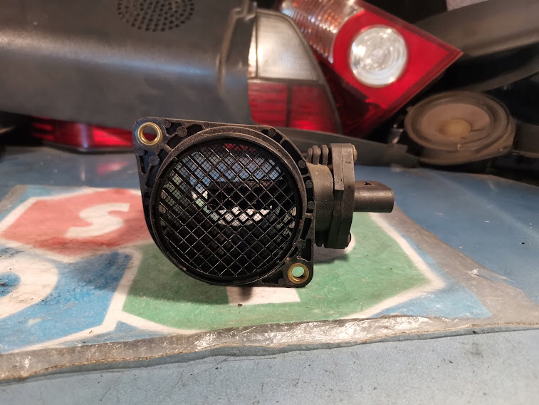 Bosch расходомер vw audi skoda seat 0280217121 06a906461 в Украине