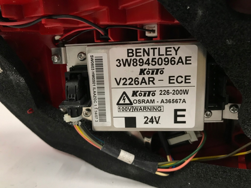 фото №5, Bentley continental gt i 04-07 лампа задня права led europa