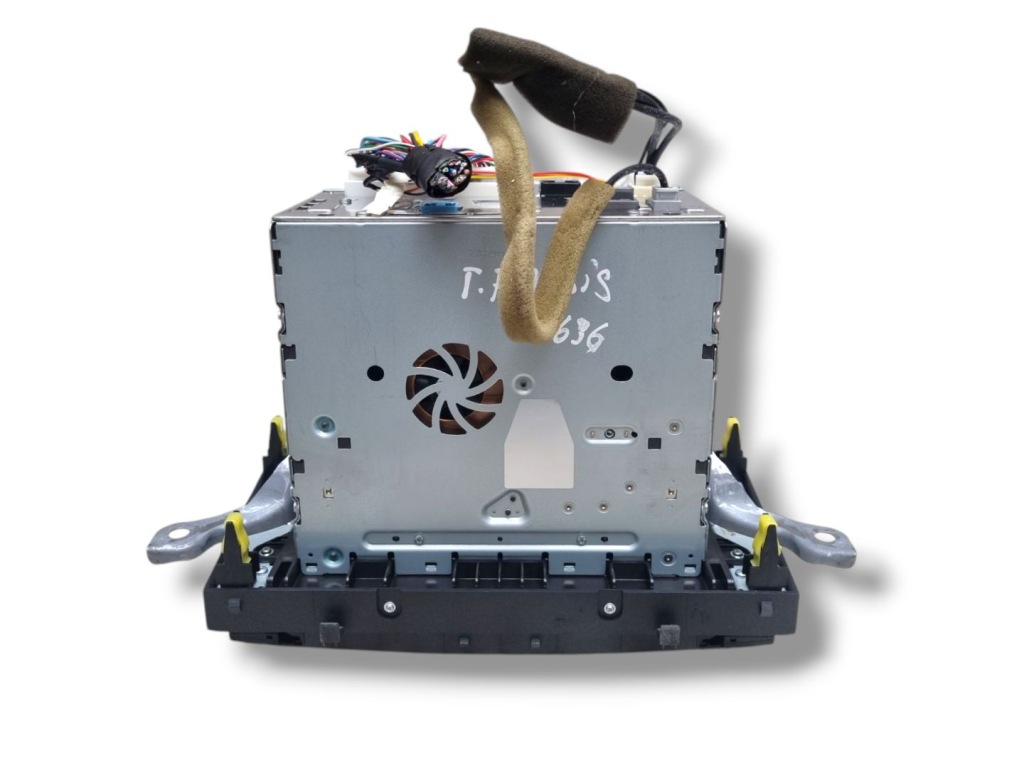 Радио автомобильные toyota avensis 3 t270 2010 86120-20a80 Недорого