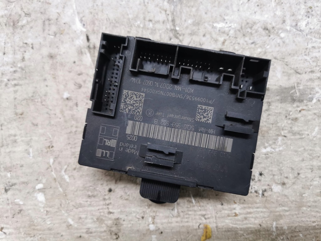 фото №1, Модуль двері правий перед vw golf vii 5q0959592b