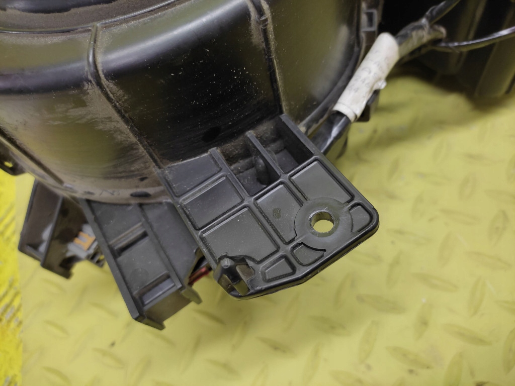 фото №11, Land rover discovery iii обігрівач mf443150-1952