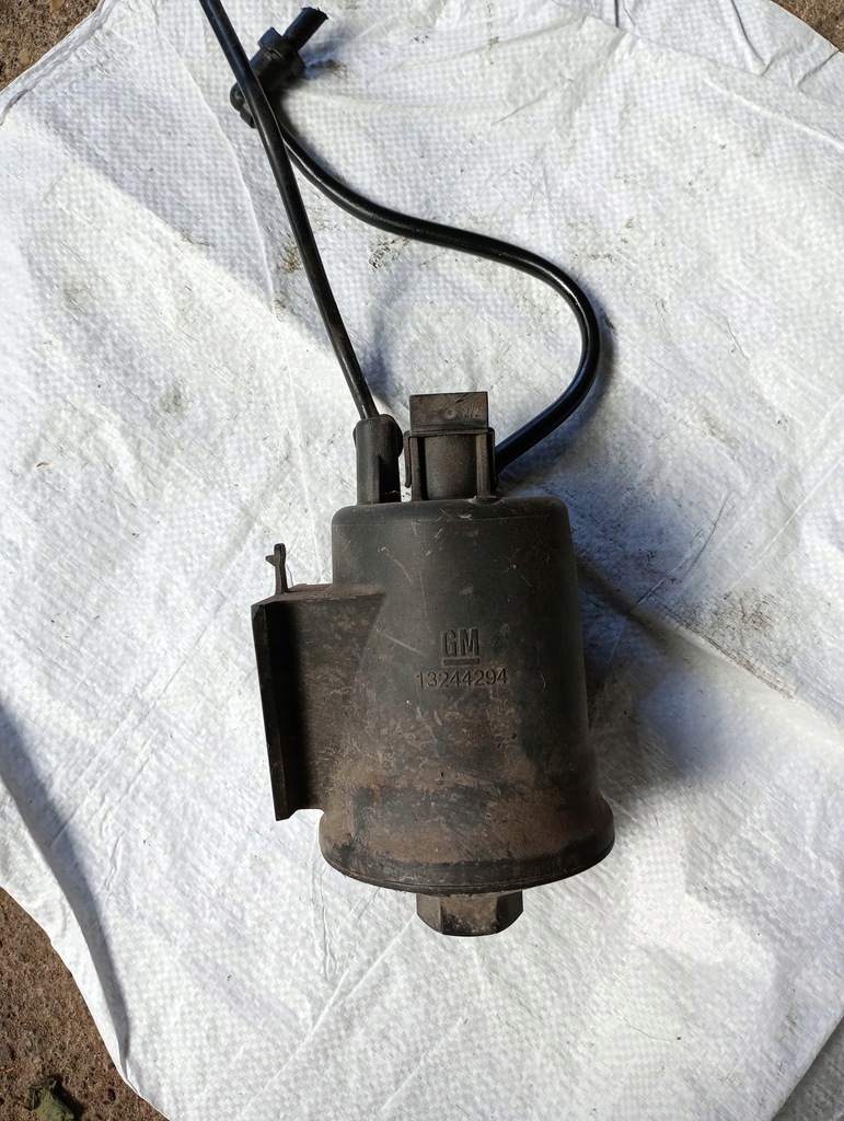 фото №1, Полиця багажника insignia a 13274647