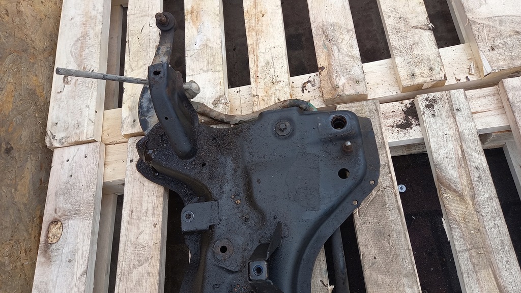 фото №8, Підрамник перед peugeot 206 03r hb