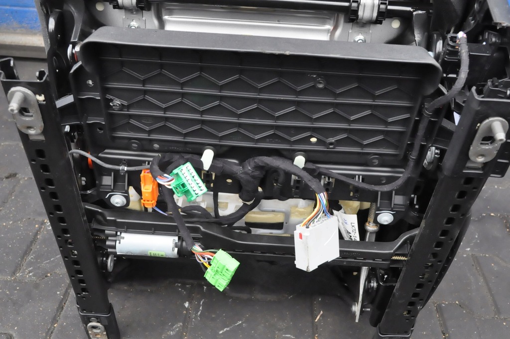 фото №5, Land rover discovery l550 lift сиденья заднее сиденье обшивки кожа туннель anglik