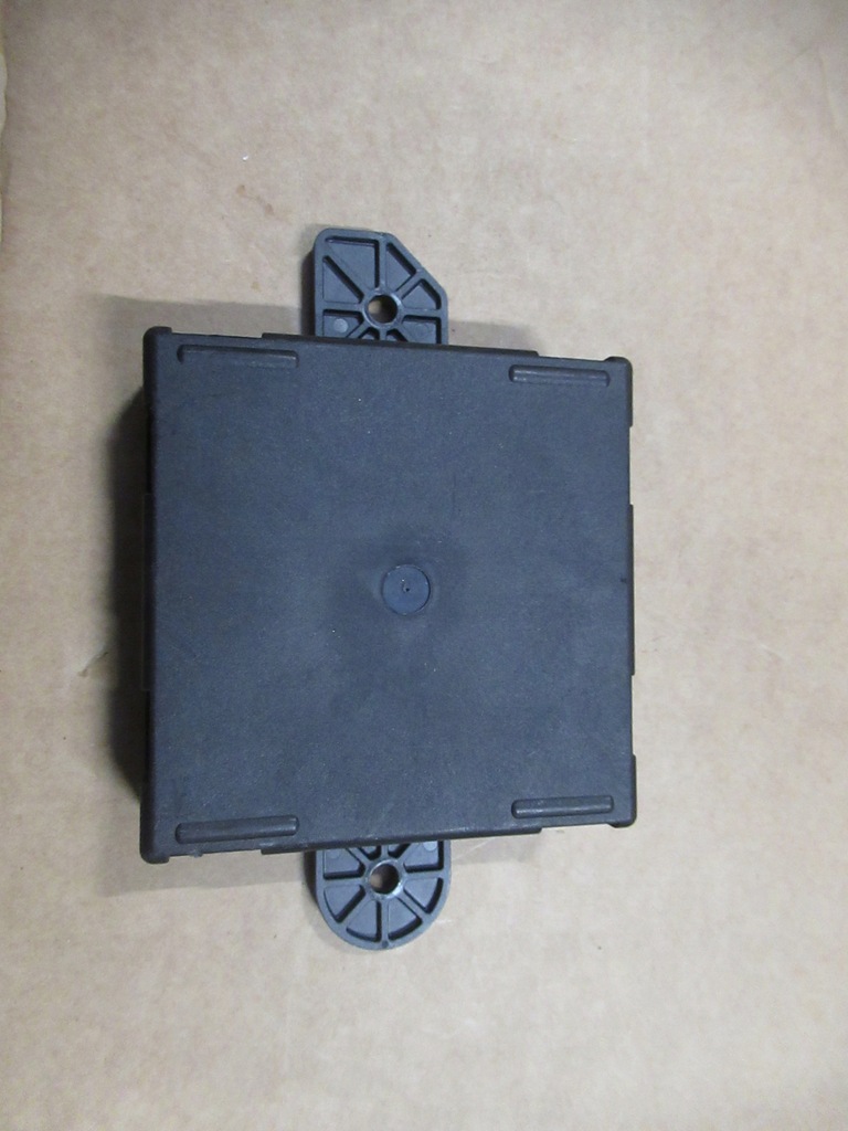 фото №1, Модуль дверь maserati levante ghibli 68376187ab