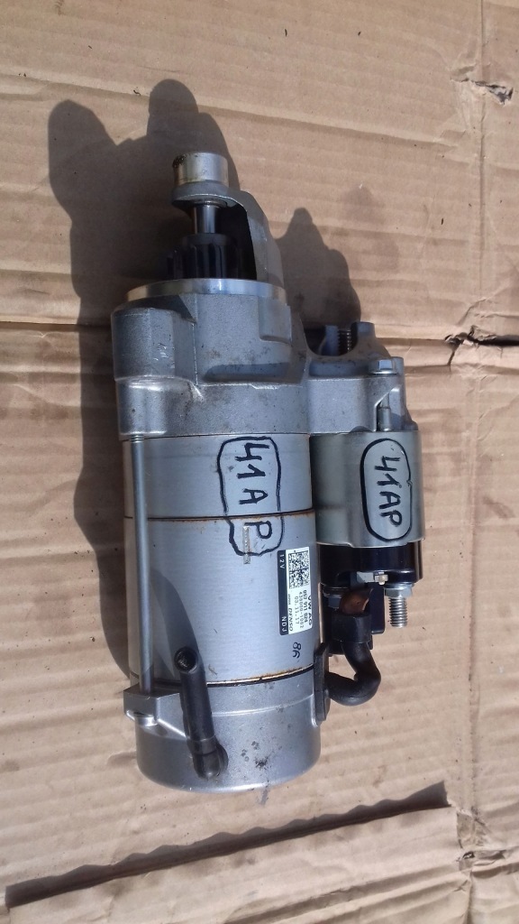 Купити Стартер 057911024 vw touareg 3 3.0tdi denso