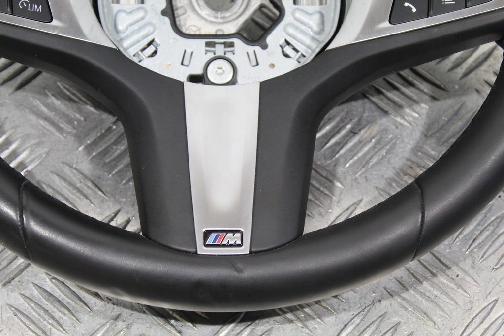 фото №4, Воздуховод мультифункция лепестки переключения bmw 1 m1 f40