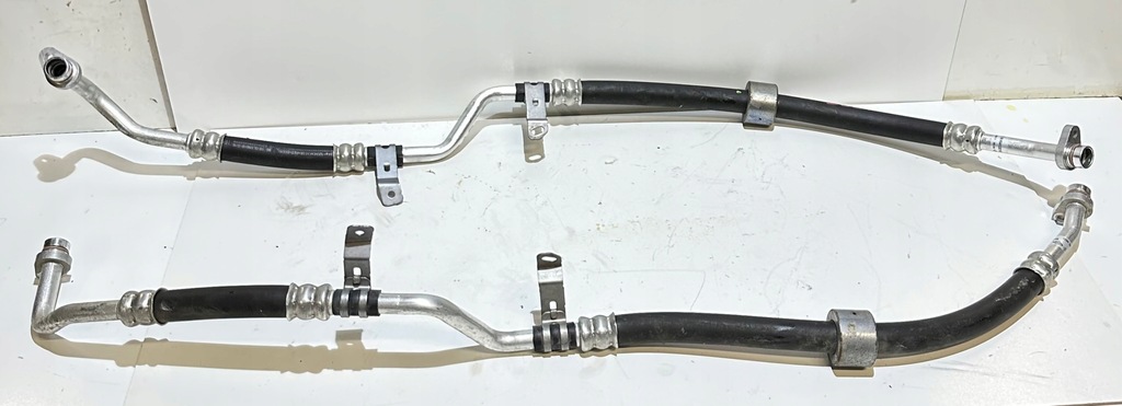 фото №1, Renault zoe wąż кондиціонера шланг 924541321r