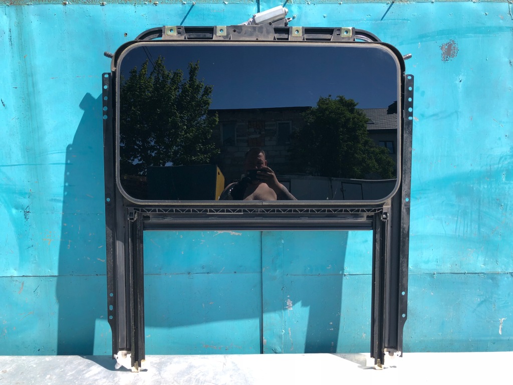 фото №1, Vw touareg 7l porsche cayenne люк kompletny