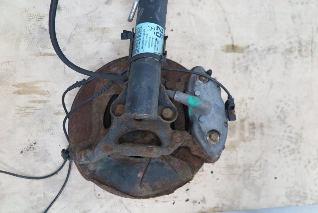 Mcperson ступиця поворотний кулак праві перед mercedes w209 Оригінал