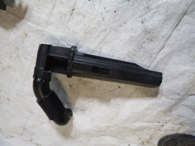 фото №1, Резонатор повітрозабірник повітря opel crossland x 1.2 vti